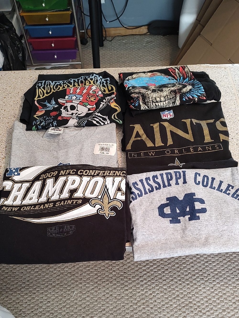 Men's Graphic Shirts